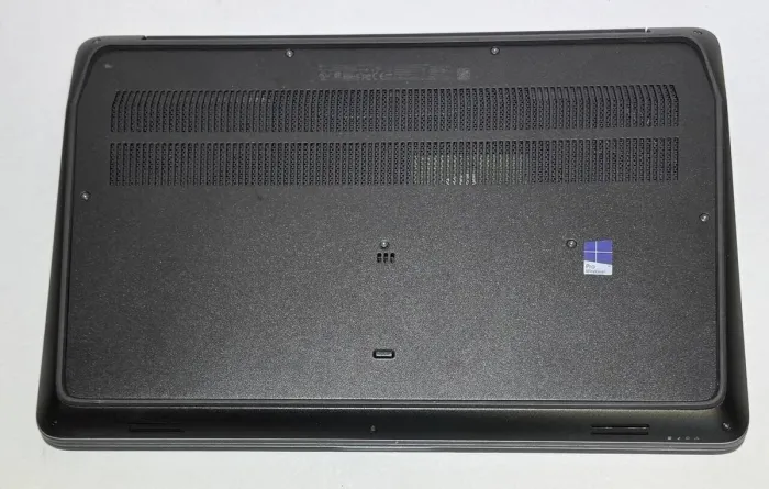 Мобільна робоча станція HP Zbook 17 G3 / 17,3" (1600x900) TN / Intel Core i5-6440HQ (4 ядра по 2,6 - 3,5 ГГц) / 16 ГБ DDR4 / 256 ГБ SSD M.2 / nVidia Quadro M1000M, 2 ГБ GDDR5, 128-біт / WebCam б/в - зображення 8