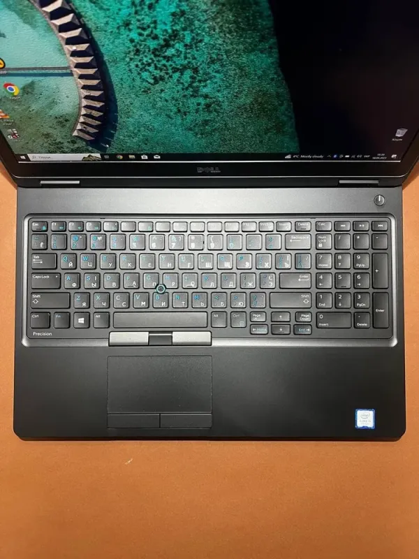 Робоча станція Dell Precision 3520 / 15.6" TN / Core i5-7440HQ (4 ядра по 2.8-3.8 GHz) / 16GB DDR4 / 512GB SSD / Quadro M620, 2GB GDDR5, 128-bit / WebCam б/в - зображення 7