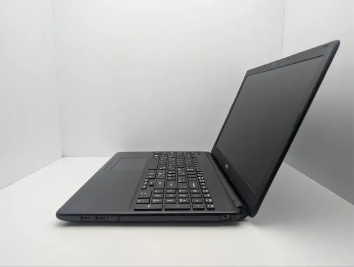 Ноутбук Acer Aspire E1-522 / 15.6" (1366x768) TN / AMD E1-2500 (2 ядра по 1.4 GHz) / 6 GB DDR3 / 500 GB HDD / AMD Radeon HD 8240 Graphics / WebCam б/в - зображення 5