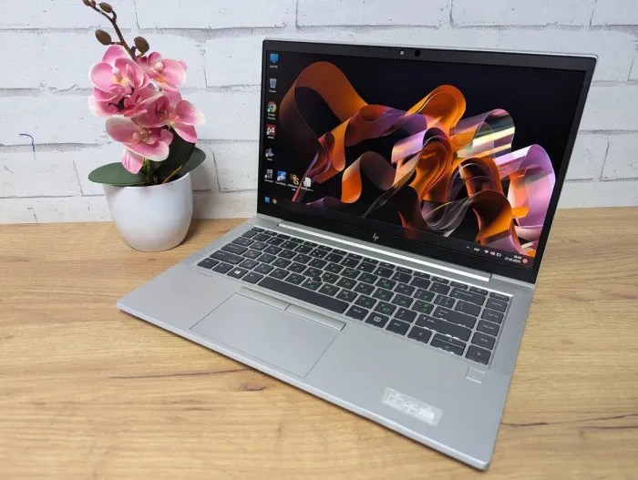 Ультрабук Б-клас HP EliteBook 845 G8 / 14" (1920x1080) TN / AMD Ryzen 5 Pro 5650U (6 (12) ядер по 2.3 - 4.2 GHz) / 16 GB DDR4 / 256 GB SSD / AMD Radeon Graphics / WebCam б/в - зображення 5