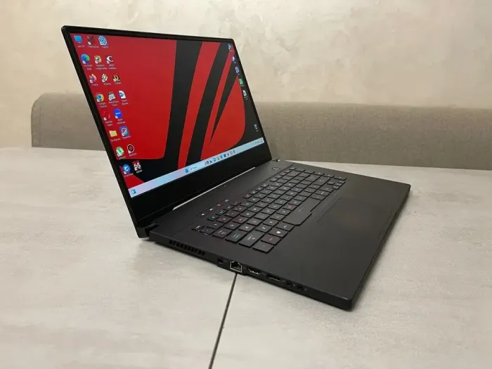 Ігровий ноутбук Asus ROG Zephyrus M GU502GU / 15.6" (1920x1080) IPS / Intel Core i7-9750H (6 (12) ядра по 2.6 - 4.5 GHz) / 16 GB DDR4 / 512 GB SSD M.2 / nVidia GeForce GTX 1660 Ti, 6 GB GDDR6, 192-bit / HDMI б/в - зображення 4