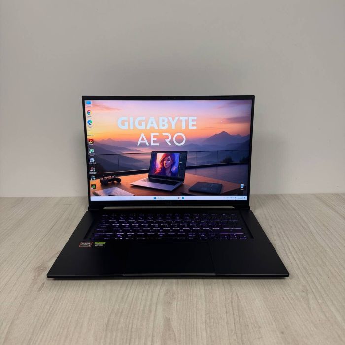 Ігровий ноутбук Gigabyte Aero X16 1WH / 16" (2560x1600) IPS / AMD Ryzen AI 7 350 (8 (16) ядер по 2,0 - 5,0 ГГц) / 32 ГБ DDR5 / 1000 ГБ SSD NVMe / nVidia GeForce RTX 5070, 8 ГБ GDDR7, 128-біт / Веб-камера б/в - зображення 2