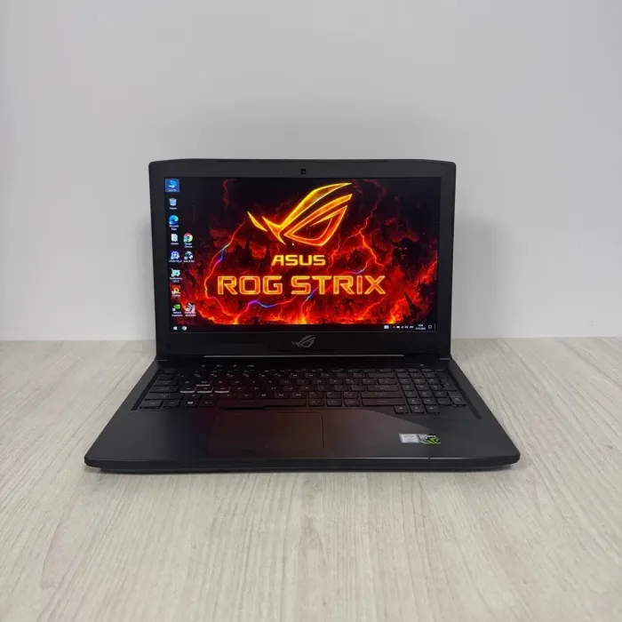 Ігровий ноутбук Б-класу Asus ROG Strix GL503VD / 15,6" (1920x1080) IPS / Intel Core i7-7700HQ (4 (8) ядра по 2,8 - 3,8 ГГц) / 8 ГБ DDR4 / 256 ГБ SSD / nVidia GeForce GTX 1050, 4 ГБ GDDR5, 128-біт / WebCam б/в - зображення 2