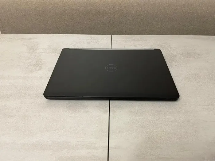 Робоча станція Dell Precision 3510 / 15.6" IPS / Core i7-6820HQ (4(8) ядра по 2.7-3.6GHz) / 16GB DDR4 / 256GB SSD M.2 NEW / AMD FirePro W5130M, 2GB GDDR5, 128bit / WebCam / HDMI / АКБ NEW б/в - зображення 8