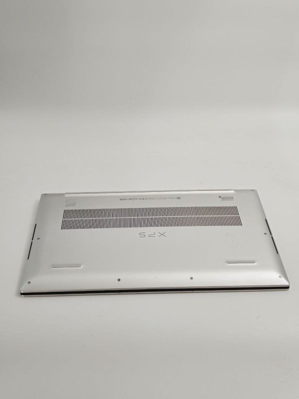 Ігровий ноутбук Б-клас Dell XPS 17 9720 / 17.3" (3840x2400) IPS Touch / Intel Core i9-12900HK (14 (20) ядер по 3.8 - 5.0 GHz) / 16 GB DDR5 / 512 GB SSD / nVidia GeForce RTX 3060, 6 GB GDDR6, 192-bit / WebCam б/в - зображення 9