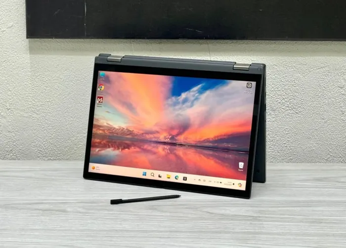 Ультрабук-трансформер Lenovo Thinkpad L13 Yoga Gen 4 / 13.3" (1920x1200) IPS Touch / Intel Core i5-1335U (10 (12) ядер по 3.4 - 4.6 GHz) / 8 GB DDR5 / 256 GB SSD M.2 / Intel Iris Xe Graphics / WebCam / Win 11 Pro б/в - зображення 5