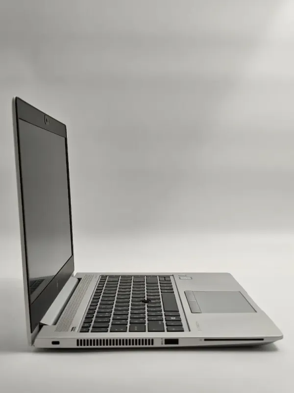 Ультрабук Б-клас HP EliteBook 840 G5 / 14" (1920x1080) IPS Touch / Intel Core i5-8250U (4 (8) ядра по 1.6 - 3.4 GHz) / 16 GB DDR4 / 256 GB SSD / Intel UHD Graphics 620 / WebCam б/в - зображення 4