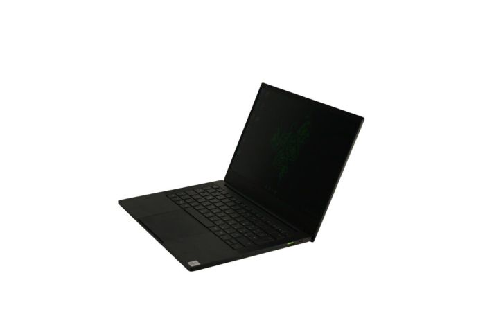 Ігровий ноутбук Razer Blade Stealth 13 RZ09-03102 / 13.3" (1920x1080) IPS / Intel Core i7-1065G7 (4 (8) ядра по 1.3 - 3.9 GHz) / 16 GB DDR4 / 512 GB SSD M.2 / nVidia GeForce GTX 1650 Ti, 4 GB GDDR6, 128-bit / WebCam / Win 11 Home б/в - зображення 4