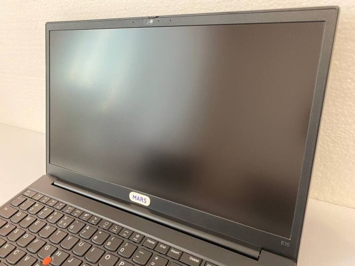 Ноутбук Б-клас Lenovo ThinkPad E15 Gen 2 / 15.6" (1920x1080) TN / AMD Ryzen 5 4500U (6 ядер по 2.3 - 4.0 GHz) / 16 GB DDR4 / 256 GB SSD M.2 / AMD Radeon Graphics / WebCam / HDMI б/в - зображення 4