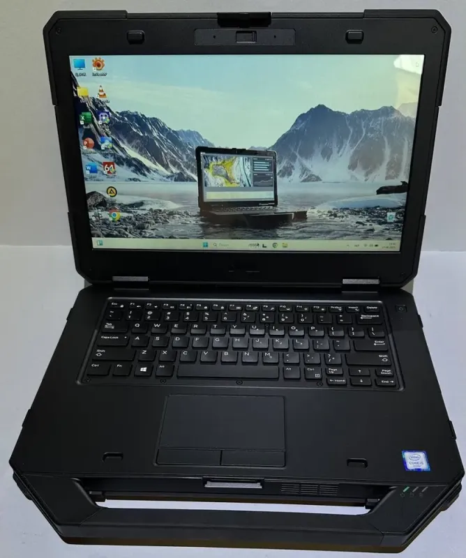 Захищений ноутбук Б-класу Dell Latitude 5414 Rugged / 14" (1366x768) TN / Intel Core i5-6300U (2 (4) ядра по 2,4 - 3,0 ГГц) / 8 ГБ DDR4 / 256 ГБ SSD / Intel HD Graphics 520 / WebCam / Win 11 Pro б/в - зображення 2