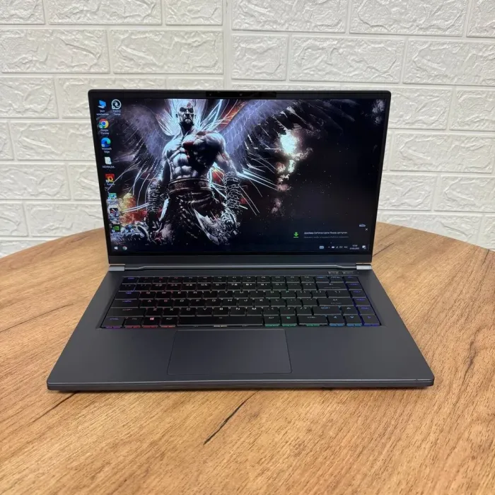 Ігровий ноутбук XPG Xenia 15 / 15.6" (1920x1080) IPS / Intel Core i7-9750H (6 (12) ядер по 2.6 - 4.5 GHz) / 16 GB DDR4 / 512 GB SSD / nVidia GeForce RTX 2070 Max-Q, 8 GB DDR6, 256-bit / WebCam б/в - зображення 2