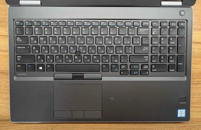 Мобільна робоча станція Dell Precision 7540 / 15.6" (1920x1080) IPS / Intel Core i7-9850H (6 (12) ядер по 2.6 - 4.6 GHz) / 32 GB DDR4 / 1000 GB SSD / nVidia Quadro RTX 3000, 6 GB GDDR6, 192-bit / WebCam / TouchID / Windows 10 б/в - зображення 3