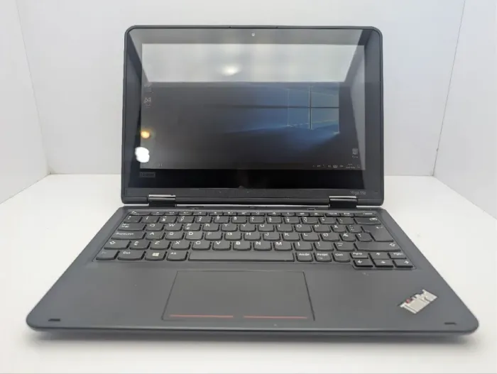 Нетбук-трансформер Lenovo ThinkPad Yoga 11e / 11.6" (1366x768) TN Touch / Intel Celeron N4100 (4 ядра по 1.1 - 2.4 GHz) / 4 GB DDR3 / 120 GB SSD / Intel HD Graphics 500 / WebCam б/в - зображення 2