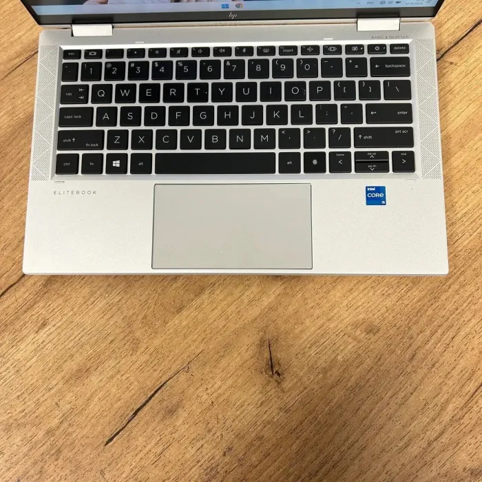 Ультрабук-трансформер HP EliteBook x360 1030 G8 / 13.3" (1920x1080) IPS Touch / Intel Core i5-1135G7 (4 (8) ядра по 2.4 - 4.2 GHz) / 16 GB DDR4 / 256 GB SSD / Intel Iris Xe Graphics / WebCam б/в - зображення 7