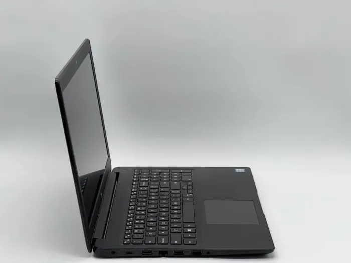 Ноутбук Dell Latitude 3500 / 15.6" (1920x1080) TN / Intel Core i5-8265U (4 (8) ядра по 1.6 - 3.9 GHz) / 16 GB DDR4 / 240 GB SSD / Intel UHD Graphics 620 / WebCam б/в - зображення 3