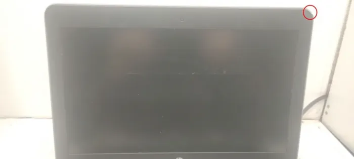 Ультрабук Б-клас HP ProBook 430 G4 / 13.3" (1366x768) TN / Intel Core i5-7200U (2 (4) ядра по 2.5-3.1 GHz) / 8 GB DDR4 / 120 GB SSD / HD Graphics 620 / WebCam / АКБ NEW б/в - зображення 3