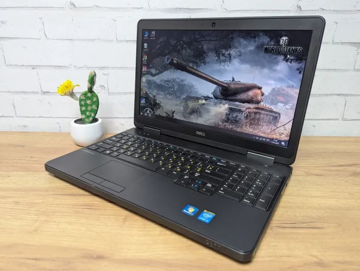 Ноутбук Б-клас Dell Latitude E5540 / 15.6" (1366x768) TN / Intel Core i5-4210U (2 (4) ядра по 1.7 - 2.7 GHz) / 8 GB DDR3 / 128 GB SSD / Intel HD Graphics 4400 / WebCam б/в - зображення 5