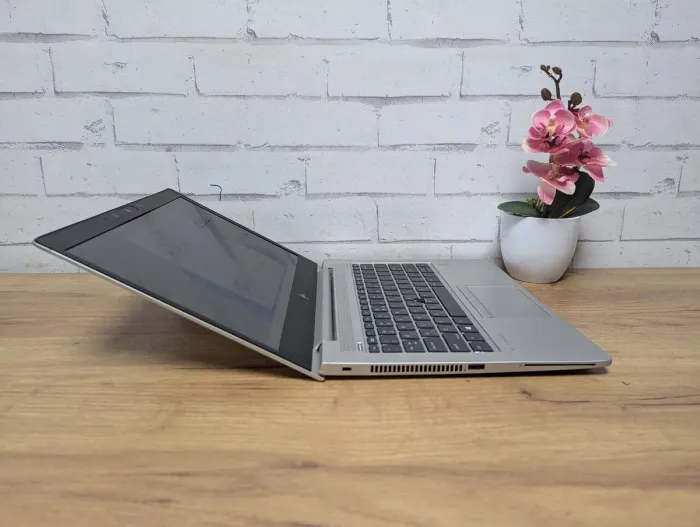 Ультрабук HP EliteBook 735 G6 / 14" (1920x1080) TN / AMD Ryzen 5 Pro 3500U (4 (8) ядра по 2.1 - 3.7 GHz) / 16 GB DDR4 / 256 GB SSD / AMD Radeon RX Vega 8 Graphics / WebCam б/в - зображення 7