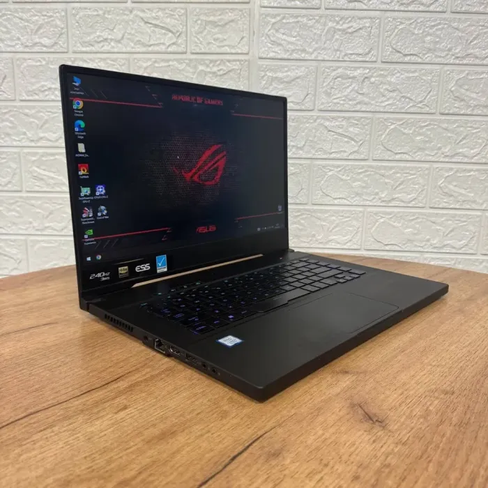 Ігровий ноутбук Б-клас Asus ROG Zephyrus GU502GW / 15.6" (1920x1080) IPS / Intel Core i7-9750H (6 (12) ядер по 2.6 - 4.5 GHz) / 16 GB DDR4 / 500 GB SSD / nVidia GeForce RTX 2070 Max-Q, 8 GB GDDR6, 256-bit / WebCam б/в - зображення 4