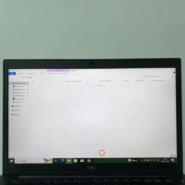 Ультрабук Б-клас Dell Latitude 7490 / 14" (1920х1080) IPS / Intel Core i5-8350U (4 (8) ядра по 1.7 - 3.6 GHz) / 16 GB DDR4 / 256 GB SSD / Intel UHD Graphics 620 / WebCam / Fingerprint б/в - зображення 3