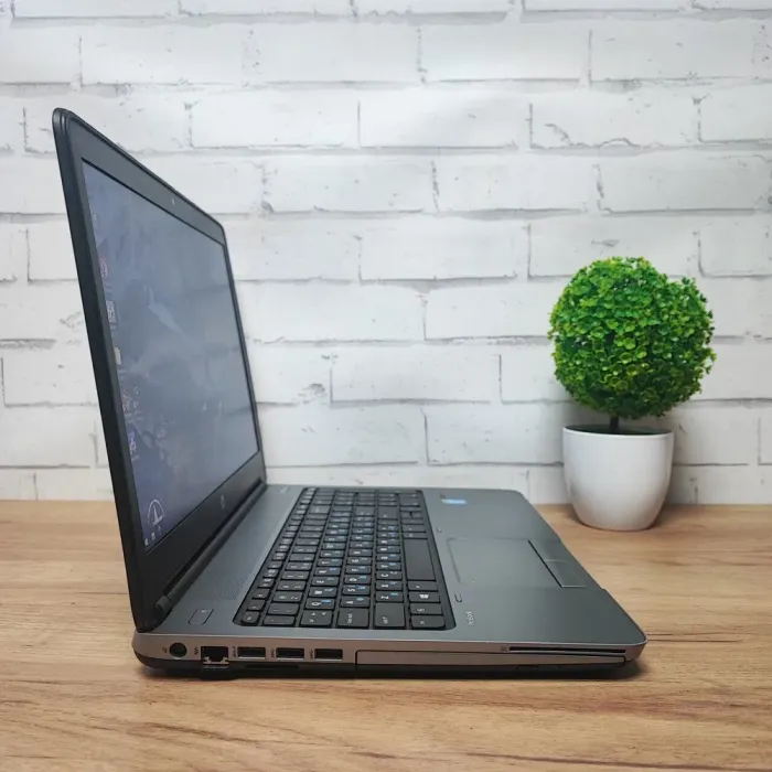 Ноутбук Б-клас HP ProBook 650 G1 / 15.6" (1920x1080) TN / Intel Core i5-4210M (2 (4) ядра по 2.6 - 3.2 GHz) / 8 GB DDR3 / 128 GB SSD / Intel HD Graphics 4600 / WebCam б/в - зображення 5