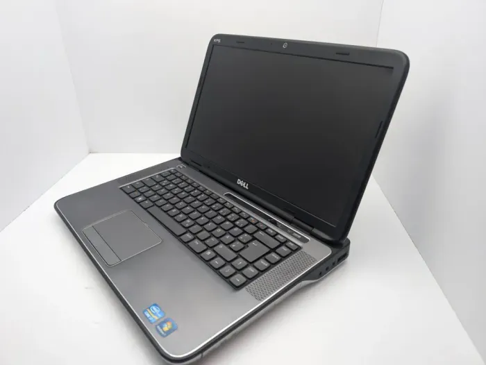 Ігровий ноутбук Dell XPS L502X / 15.6" (1366x768) TN / Intel Core i7-2670QM (4 (8) ядра по 2.2 - 3.1 GHz) / 8 GB DDR3 / 240 GB SSD / nVidia GeForce GT 540M, 2 GB DDR3, 128-bit / WebCam б/в - зображення 4