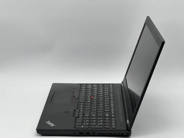 Мобільна робоча станція Lenovo ThinkPad P50 / 15.6" (1920x1080) IPS / Intel Core i7-6820HQ (4 (8) ядра по 2.7 - 3.6 GHz) / 16 GB DDR4 / 480 GB SSD / nVidia Quadro M1000M, 4 GB GDDR5, 128-bit / WebCam / Fingerprint б/в - зображення 4