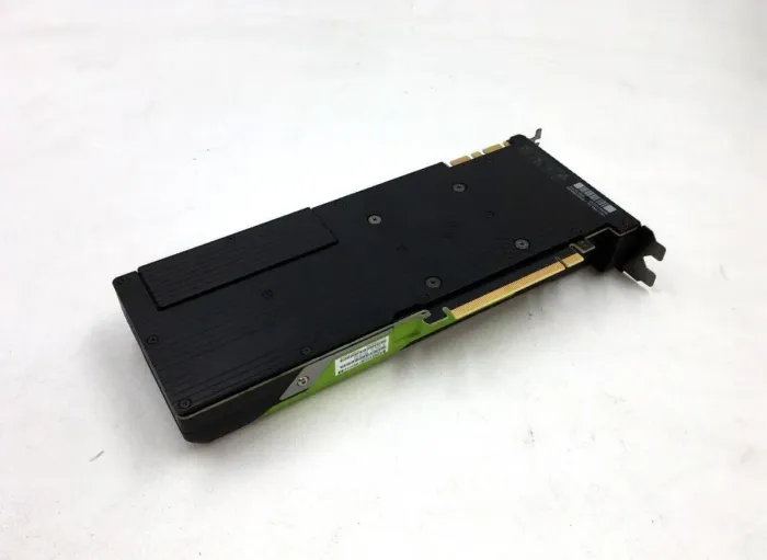 Дискретна відеокарта nVidia Quadro M6000, 12 GB GDDR5, 384-bit / DVI, DisplayPort б/в - зображення 4