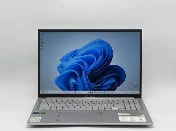 Ігровий ультрабук Asus Vivobook Pro 16X K3605V / 16" (1920x1200) IPS / Intel Core i9-13900H (14 (20) ядер по 4,1 - 5,4 ГГц) / 32 ГБ DDR4 / 960 ГБ SSD / nVidia GeForce RTX 4050, 6 ГБ GDDR6, 96-біт / Веб-камера б/в - зображення 2