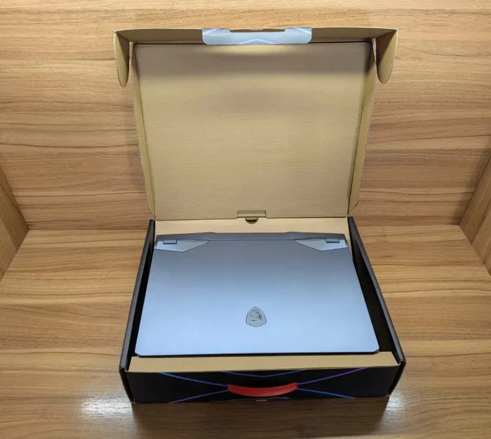 Ігровий ноутбук Б-клас MSI MS-17K2 / 17.3" (1920x1080) IPS / Intel Core i7-10750H (6 (12) ядер по 2.6 - 5.0 GHz) / 32 GB DDR4 / 1000 GB SSD / nVidia GeForce RTX 3070, 8 GB GDDR6, 256-bit / WebCam / Windows 10 б/в - зображення 9