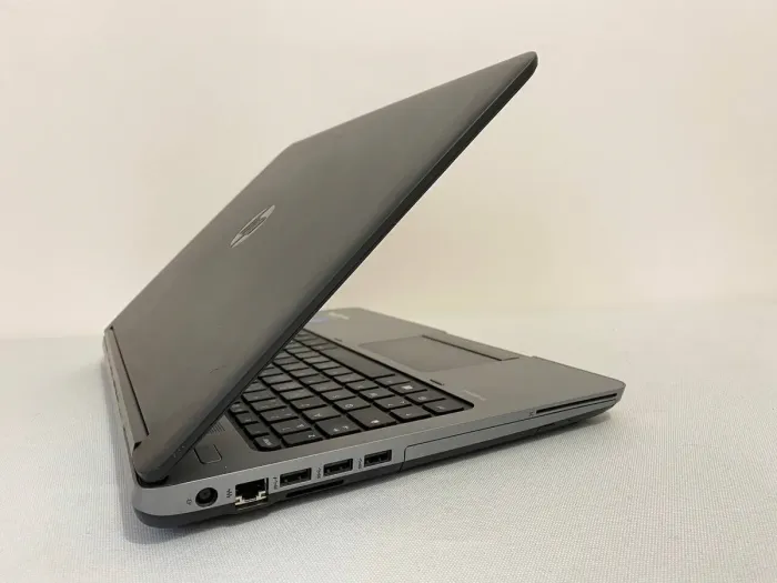 Ноутбук HP ProBook 650 G1 / 15.6" (1920x1080) TN / Intel Core i5-4210M (2 (4) ядра по 2.6 - 3.2 GHz) / 16 GB DDR3 / 240 GB SSD / AMD Radeon HD 8770M, 2 GB GDDR5, 128-bit / WebCam / DVD-ROM б/в - зображення 6