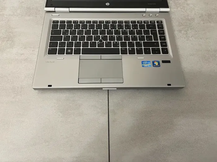 Ноутбук HP EliteBook 8460P / 14" (1366x768) TN / Intel Core i5-2520M (2 (4) ядра по 2.5 - 3.2 GHz) / 8 GB DDR3 / 256 GB SSD / Intel HD Graphics 3000 / DVD-RW / DisplayPort б/в - зображення 6