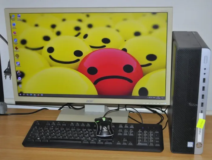 Комплект ПК: HP EliteDesk 800 G3 SFF / Intel Core i5-6500 (4 ядра по 3.2 - 3.6 GHz) / 8 GB DDR4 / 320 GB HDD / Intel HD Graphics 530 + Монітор Б-клас Acer B243HL / 24" (1920x1080) TN / VGA, DVI + Windows 10 Pro б/в - зображення 6