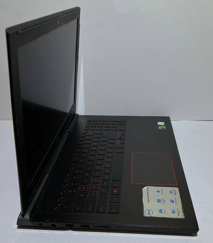 Ігровий ноутбук Б-класу Dell Inspiron 15 7000 / 15.6" (1920x1080) TN / Intel Core i5-7300HQ (4 ядра по 2,5 - 3,5 ГГц) / 16 ГБ DDR4 / 128 ГБ SSD + 1000 HDD / nVidia GeForce GTX 1050, 4 ГБ GDDR5, 128-біт / WebCam / Win 11 Home б/в - зображення 4