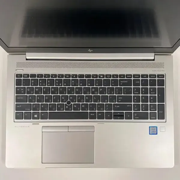 Ультрабук Б-клас HP EliteBook 850 G5 / 15.6" (1920x1080) IPS / Intel Core i5-8250U (4 (8) ядра по 1.6 - 3.4 GHz) / 16 GB DDR4 / 512 GB SSD / Intel HD Graphics 620 / WebCam / TouchID б/в - зображення 3