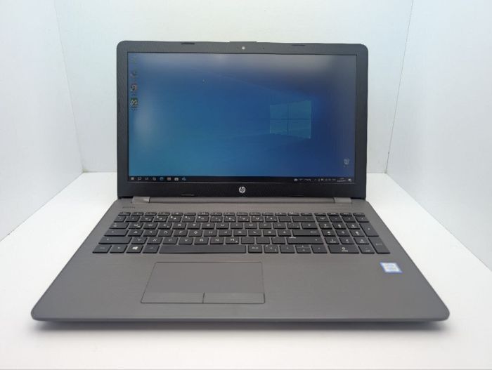 Ноутбук HP 250 G6 / 15.6" (1920x1080) IPS / Intel Core i5-7200U (2 (4) ядра по 2.5 - 3.1 GHz) / 8 GB DDR4 / 256 GB SSD / Intel HD Graphics 620 / WebCam / DVD-ROM б/в - зображення 2