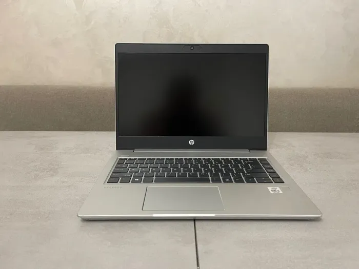 Ультрабук HP ProBook 440 G7 / 14" (1920x1080) IPS / Intel Core i5-10210U (4 (8) ядра по 1.6 - 4.2 GHz) / 16 GB DDR4 / 256 GB SSD M.2 / Intel UHD Graphics / WebCam б/в - зображення 3