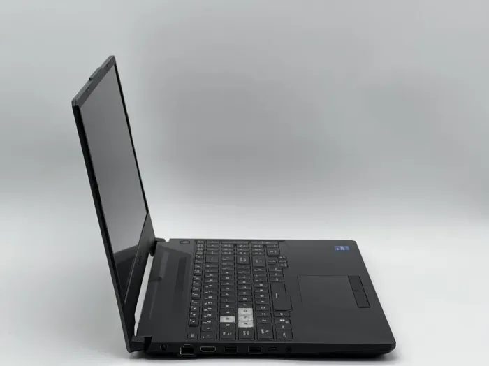 Ігровий ноутбук Asus TUF Gaming TUF506HM / 15.6" (1920x1080) IPS / Intel Core i7-11800H (8 (16) ядер по 2.3 - 4.6 GHz) / 32 GB DDR4 / 960 GB SSD / nVidia GeForce RTX 3060, 6 GB GDDR6, 192-bit / WebCam б/в - зображення 3