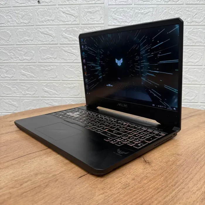 Ігровий ноутбук Б-клас Asus TUF Gaming FX505DV / 15.6" (1920x1080) IPS / AMD Ryzen 7 3750H (4 (8) ядра по 2.3 - 4.0 GHz) / 16 GB DDR4 / 512 GB SSD / GeForce RTX 2060, 6 GB GDDR6, 192-bit / WebCam б/в - зображення 5