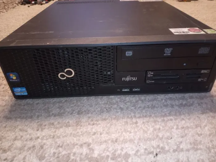 ПК Б-клас Fujitsu Esprimo E500 E85+ SFF / Intel Core i5-2400 (4 ядра по 3.1 - 3.4 GHz) / 8 GB DDR3 / 240 GB SSD / Intel HD Graphics 2000 / DVD-RW б/в - зображення 2