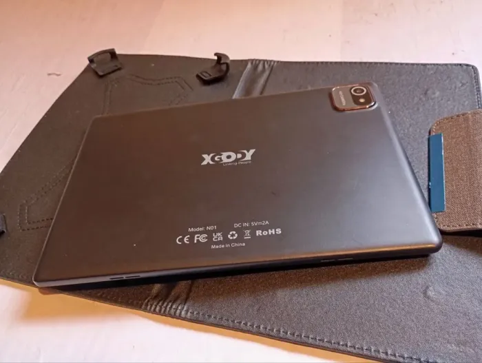 Планшет XGODY N01 / 10.1" (1280x800) IPS Touch / MediaTek MT8175B (4 ядра по 2.0 GHz) / 4 GB DDR3 / 64 GB eMMC / Mali G52 / WebCam / Android 11 б/в - зображення 4