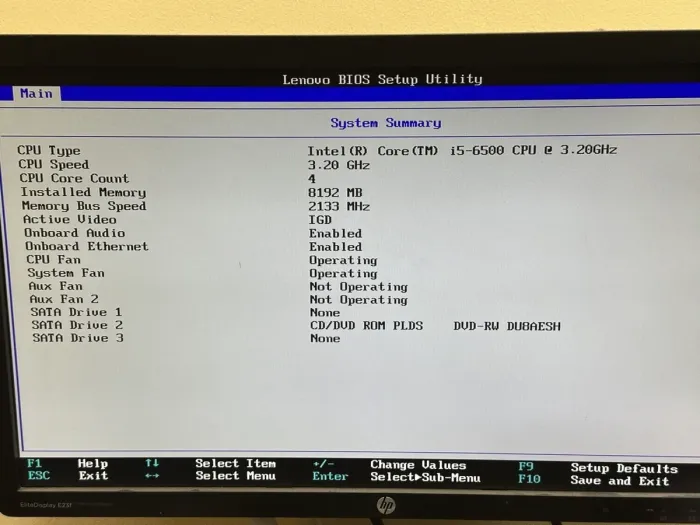 Комп'ютер Lenovo ThinkCentre M700 SFF / Intel Core i5-6500 (4 ядра по 3,2 - 3,6 ГГц) / 16 ГБ DDR4 / 240 ГБ SSD / Intel HD Graphics 530 / 210 Вт / DVD-RW / DisplayPort б/в - зображення 9
