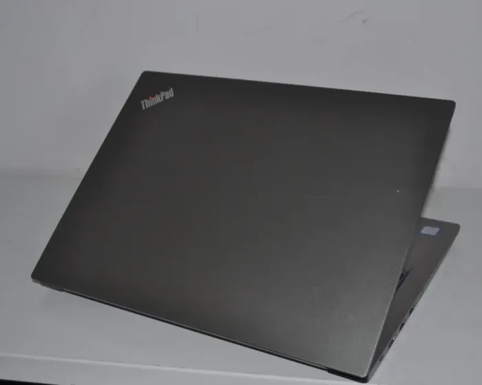 Ноутбук Lenovo ThinkPad E480 / 14" (1920x1080) IPS / Intel Core i5-7200U (2 (4) ядра по 2.5 - 3.1 GHz) / 16 GB DDR4 / 480 GB SSD / Intel UHD Graphics 620 / WebCam / Windows 11 Pro б/в - зображення 8