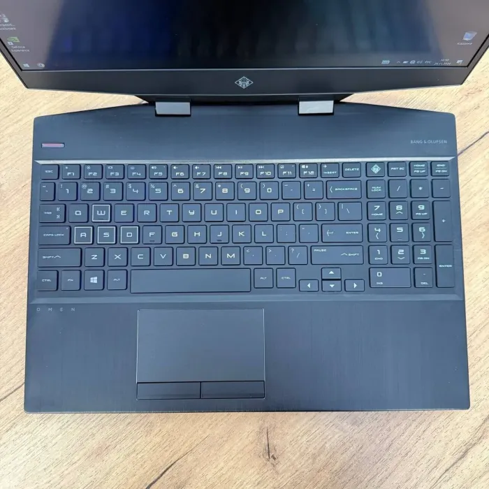Ігровий ноутбук Б-клас HP Omen 15-dh1088nr / 15.6" (1920x1080) IPS / Intel Core i5-10300H (4 (8) ядра по 2.5 - 4.5 GHz) / 16 GB DDR4 / 500 GB SSD / nVidia GeForce RTX 2060, 6 GB GDDR6, 192-bit / WebCam б/в - зображення 7
