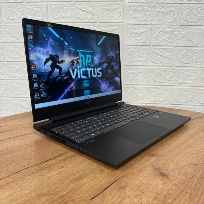Ігровий ноутбук HP Victus Gaming 16-r0073cl / 16.1" (1920x1080) IPS / Intel Core i7-13700HX (16 (24) ядер по 2.1 - 5.0 GHz) / 16 GB DDR5 / 512 GB SSD NVMe / nVidia GeForce RTX 4060, 8 GB GDDR6, 128-bit / WebCam б/в - зображення 4