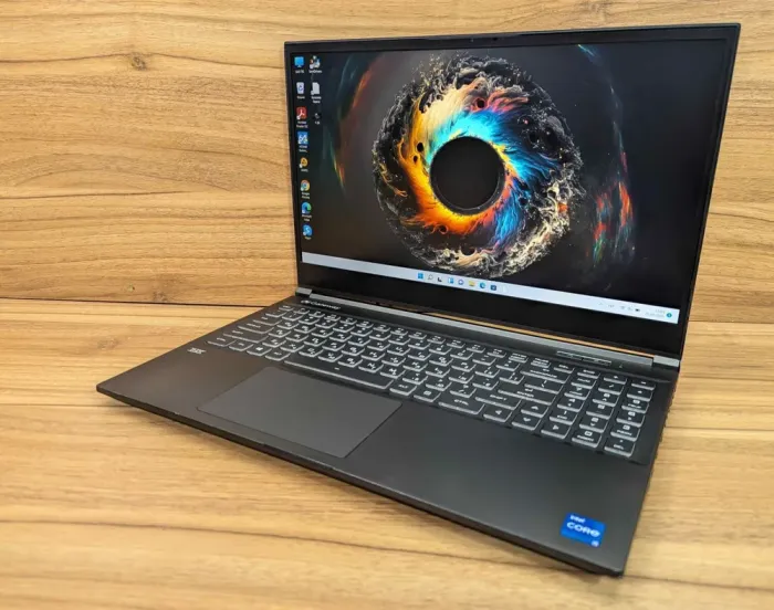 Ігровий ноутбук Gateway GGNC51518 / 15,6" (1920x1080) IPS / Intel Core i5-11400H (6 (12) ядер по 2,7 - 4,5 ГГц) / 16 ГБ DDR4 / 512 ГБ SSD / nVidia GeForce RTX 3050, 4 ГБ GDDR6, 128-біт / WebCam / HDMI / Windows 11 б/в - зображення 5