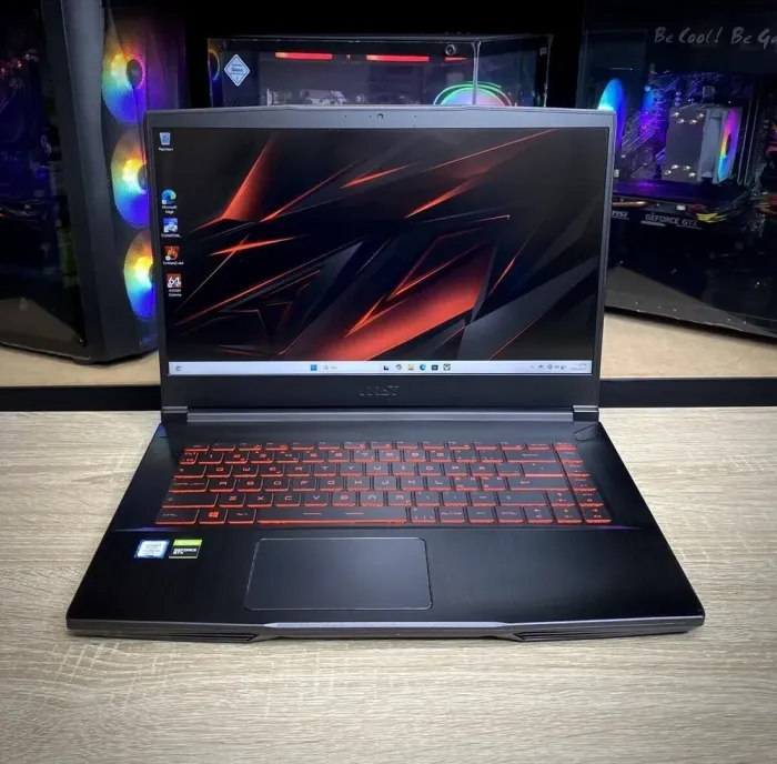 Ігровий ноутбук MSI GF63 Thin 9SC / 15.6" (1920x1080) IPS / Intel Core i5-9300H (4 (8) ядра по 2.4 - 4.1 GHz) / 8 GB DDR4 / 512 GB SSD / nVidia GeForce GTX 1650 Ti Max-Q, 4 GB GDDR6, 128-bit / WebCam б/в - зображення 2