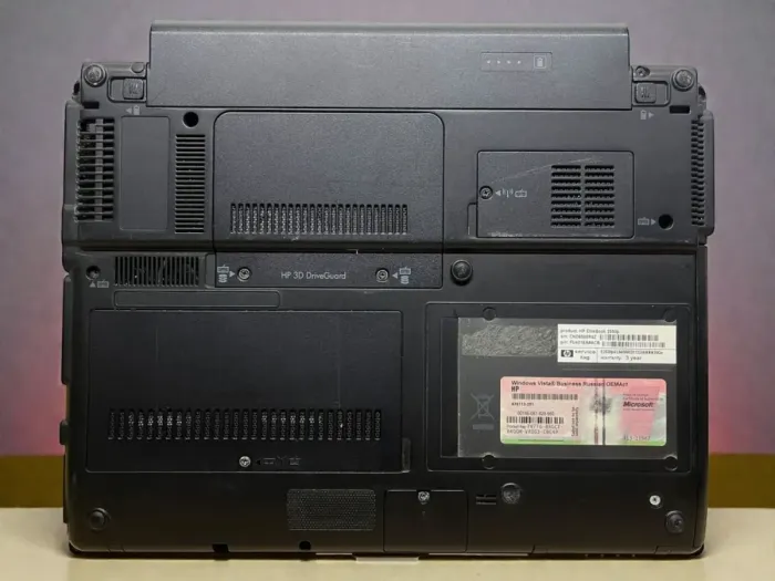 Нетбук HP EliteBook 2530p / 12.1" (1280x800) TN / Intel Core 2 Duo SL9400 (2 ядра по 1.86 GHz) / 4 GB DDR2 / 120 GB SSD / Intel GMA X4500 Graphics / WebCam б/в - изображение 5