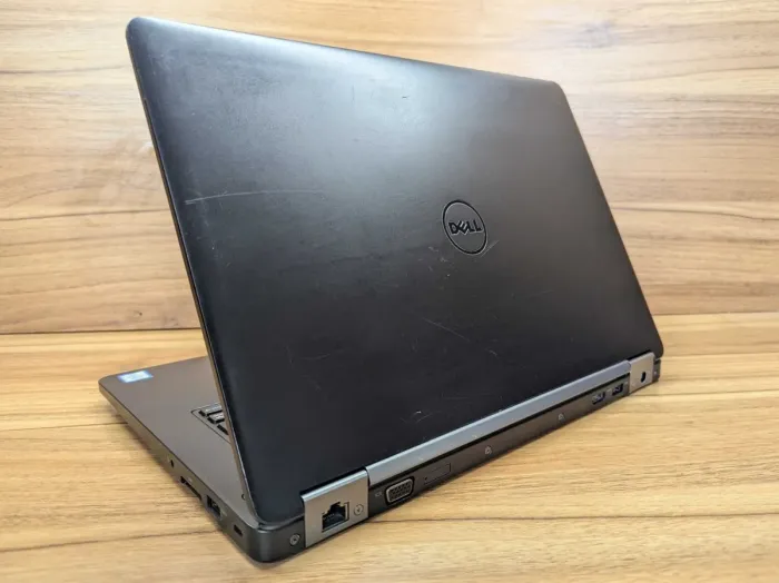 Ноутбук Dell Latitude E5470 / 14" (1366x768) TN / Intel Core i5-6300U (2 (4) ядра по 2.4 - 3.0 GHz) / 8 GB DDR4 / 256 GB SSD / Intel HD Graphics 520 / HDMI / WebCam / Windows 10 б/в - зображення 7