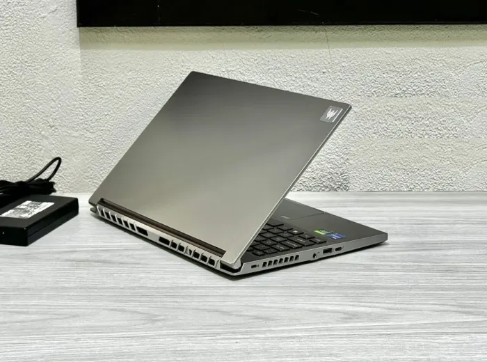 Ігровий ультрабук Acer Predator Triton 300 SE / 14" (1920x1080) IPS / Intel Core i7-11375H (4 (8) ядра по 3.0 - 5.0 GHz) / 16 GB DDR4 / 512 GB SSD M.2 / nVidia GeForce RTX 3050 Ti, 4 GB GDDR6, 128-bit / WebCam / Win 11 Pro б/в - зображення 5